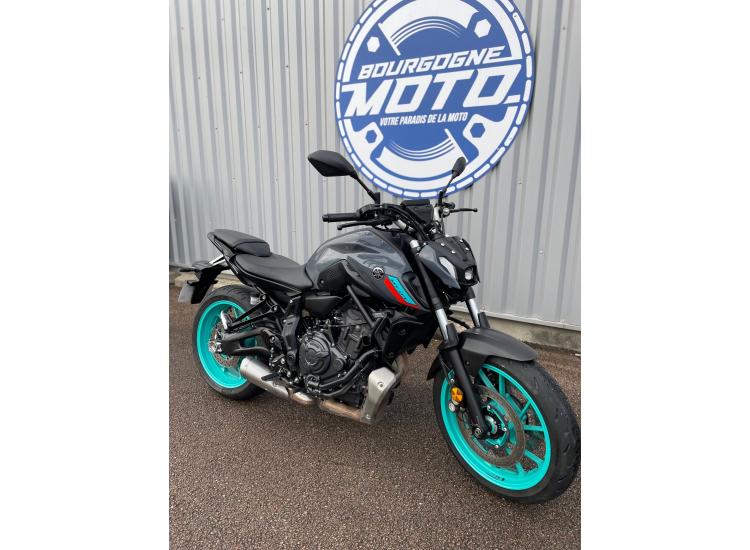 YAMAHA MT-07