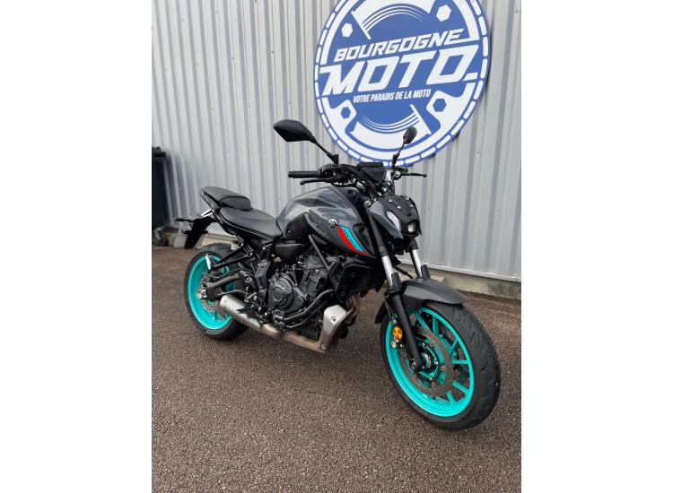 YAMAHA MT-07