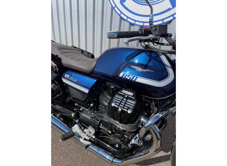 MOTO GUZZI V7 SPECIAL