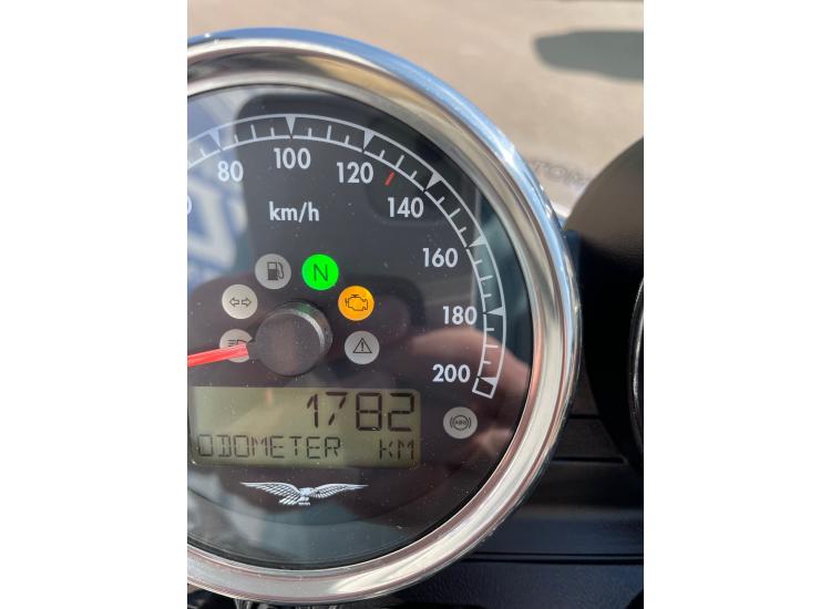 MOTO GUZZI V7 SPECIAL