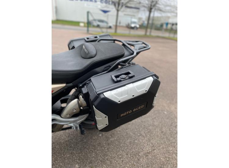 MOTO GUZZI V85 TT TRAVEL PACK 850