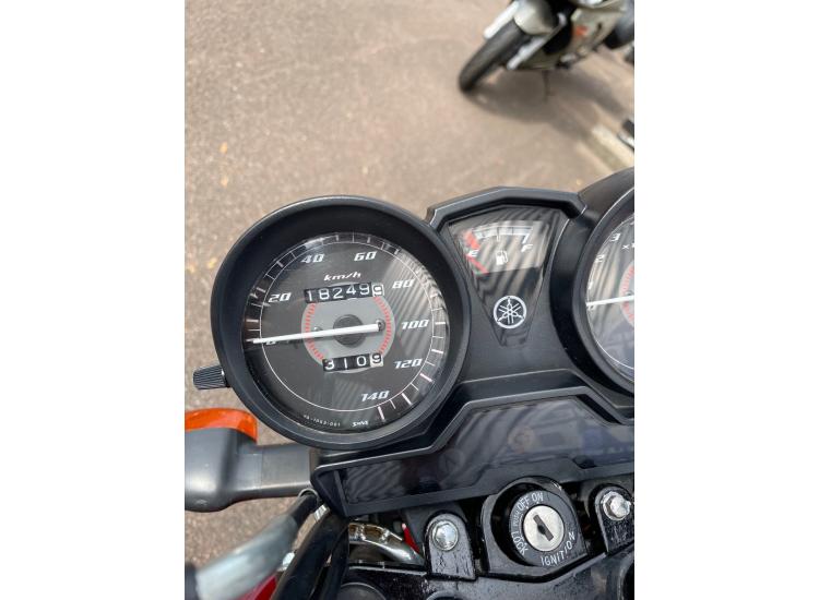 YAMAHA YBR 125