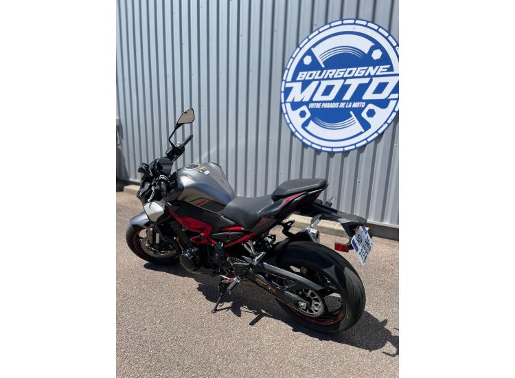 KAWASAKI Z 900