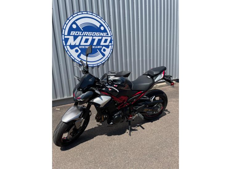 KAWASAKI Z 900