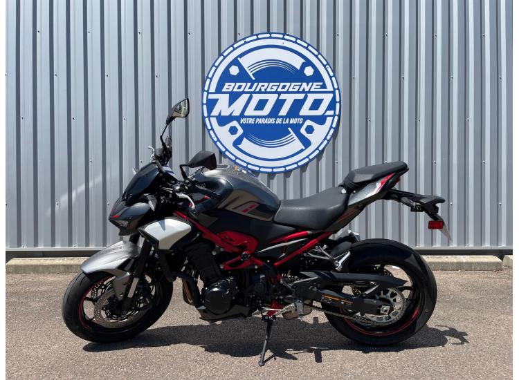 KAWASAKI Z 900