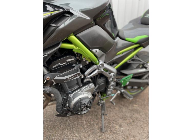 KAWASAKI Z 900