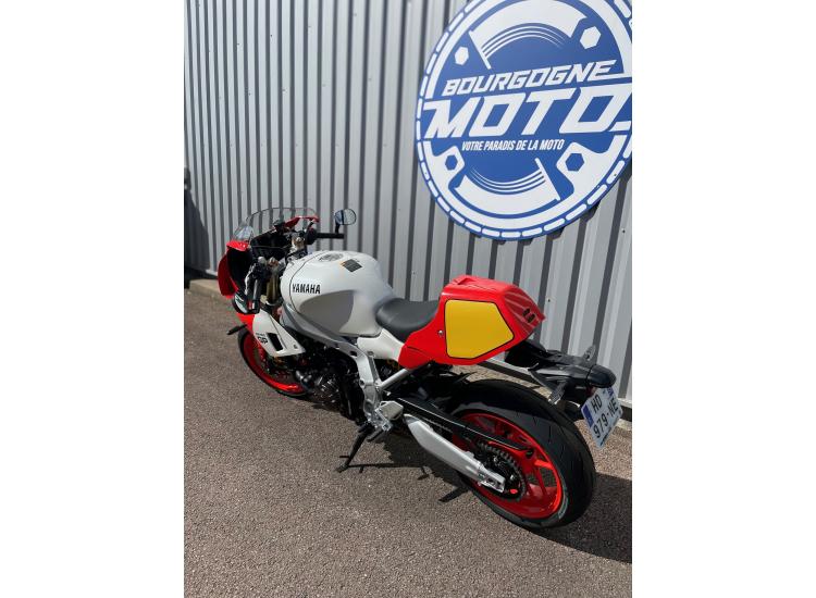 YAMAHA XSR 900 GP