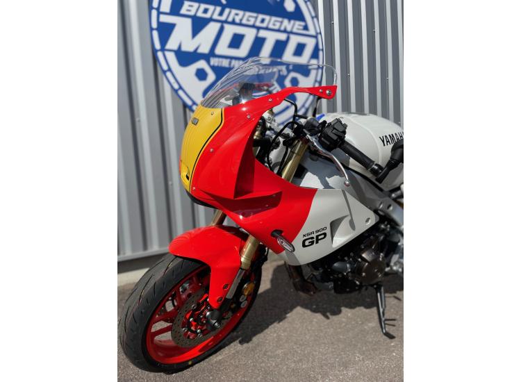 YAMAHA XSR 900 GP