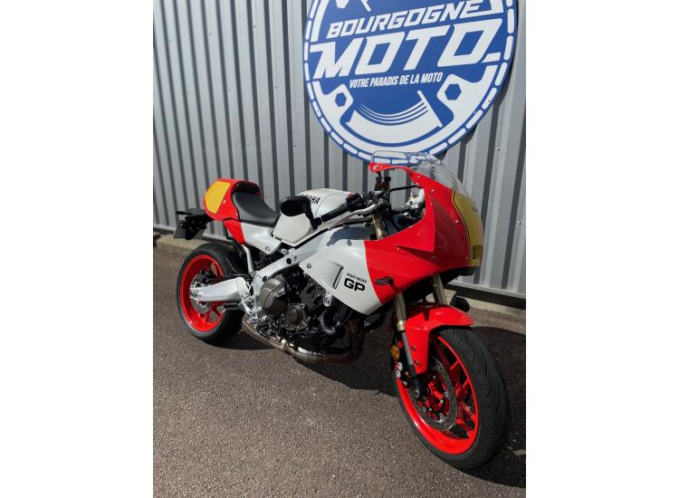 YAMAHA XSR 900 GP