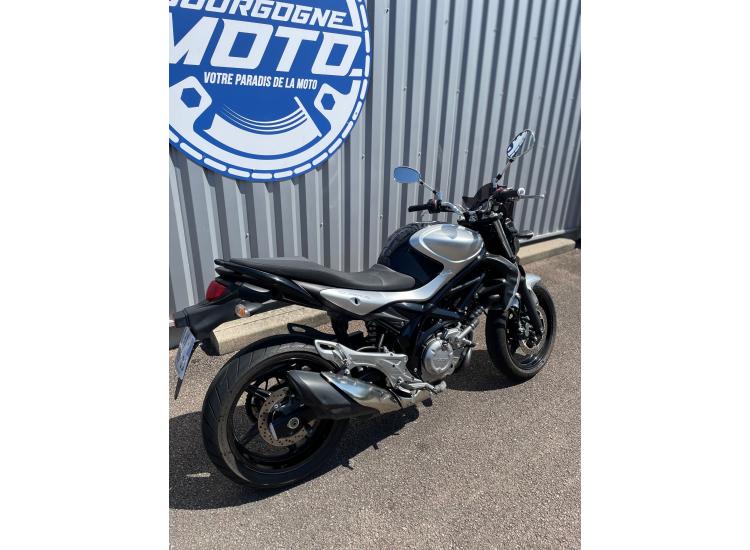 SUZUKI GLADIUS 650