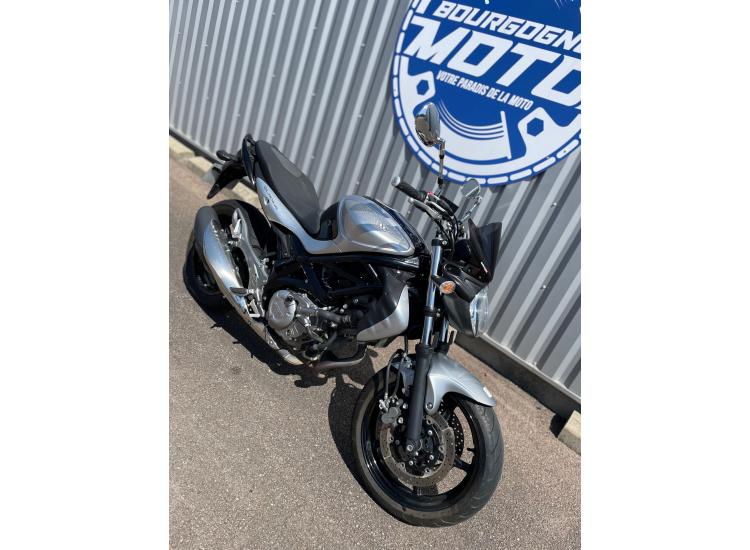 SUZUKI GLADIUS 650
