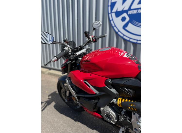 DUCATI STREETFIGHTER V2 ABS