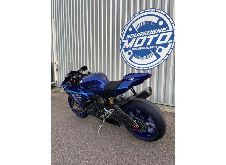 YAMAHA YZF 1000 R1