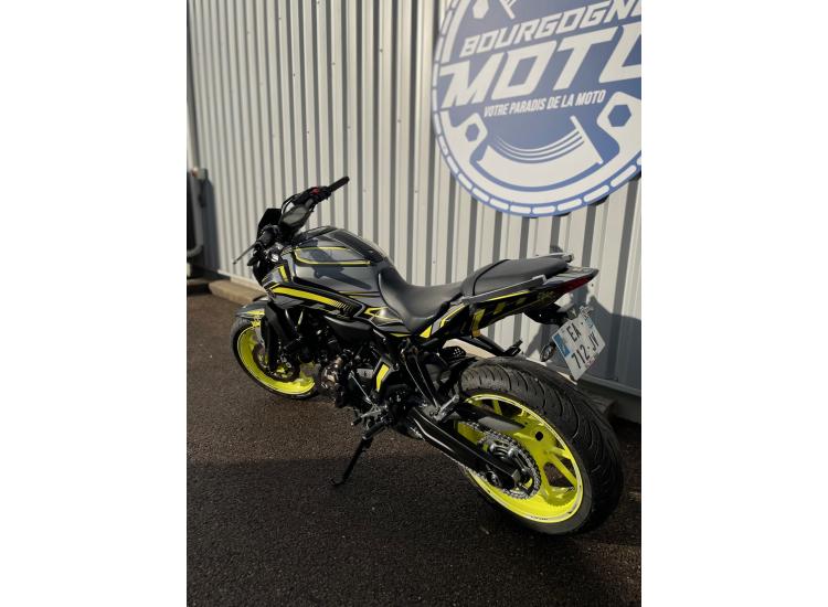 YAMAHA MT-07