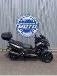 YAMAHA TRICITY 300