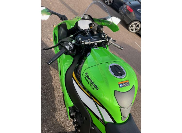 KAWASAKI ZX-10R