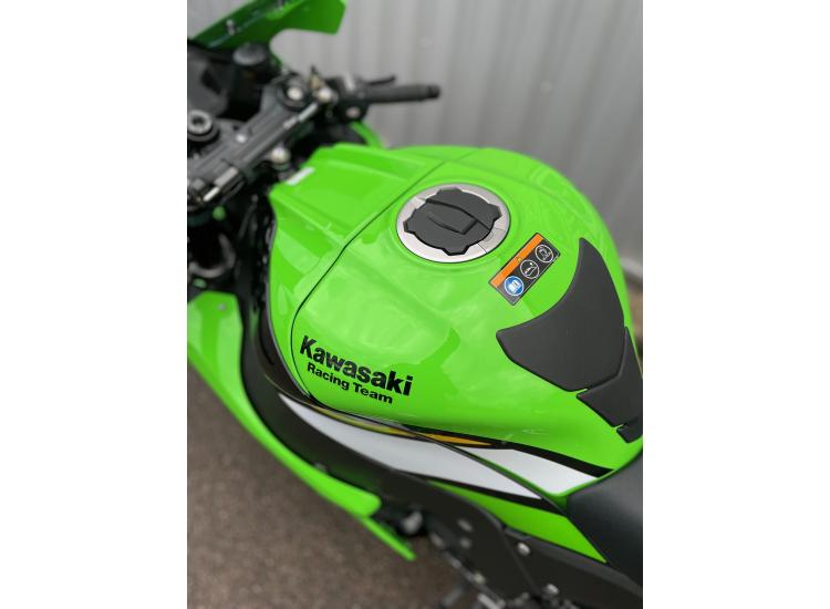 KAWASAKI ZX-10R
