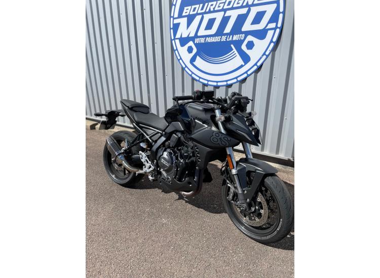 SUZUKI GSX-8S A2