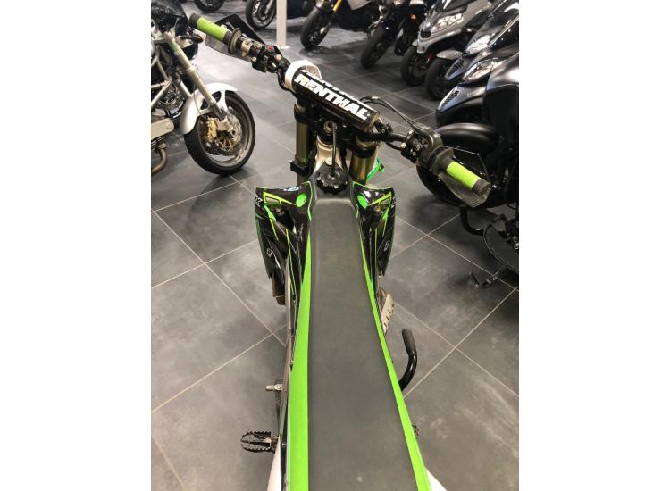 KAWASAKI KXF 450