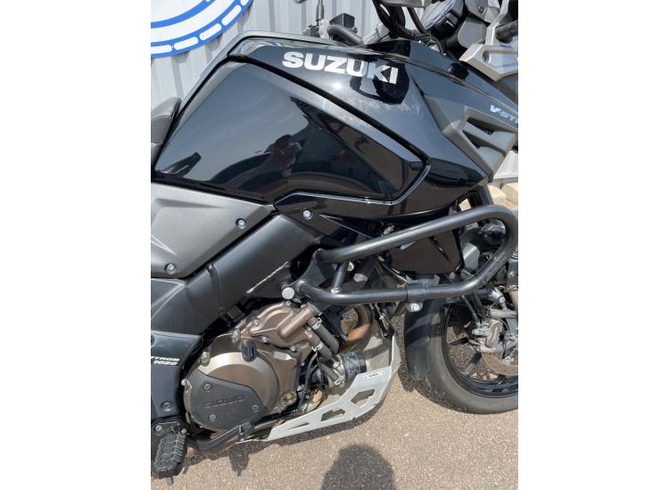 SUZUKI V-STROM 1050DE