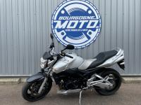 SUZUKI GSR 600